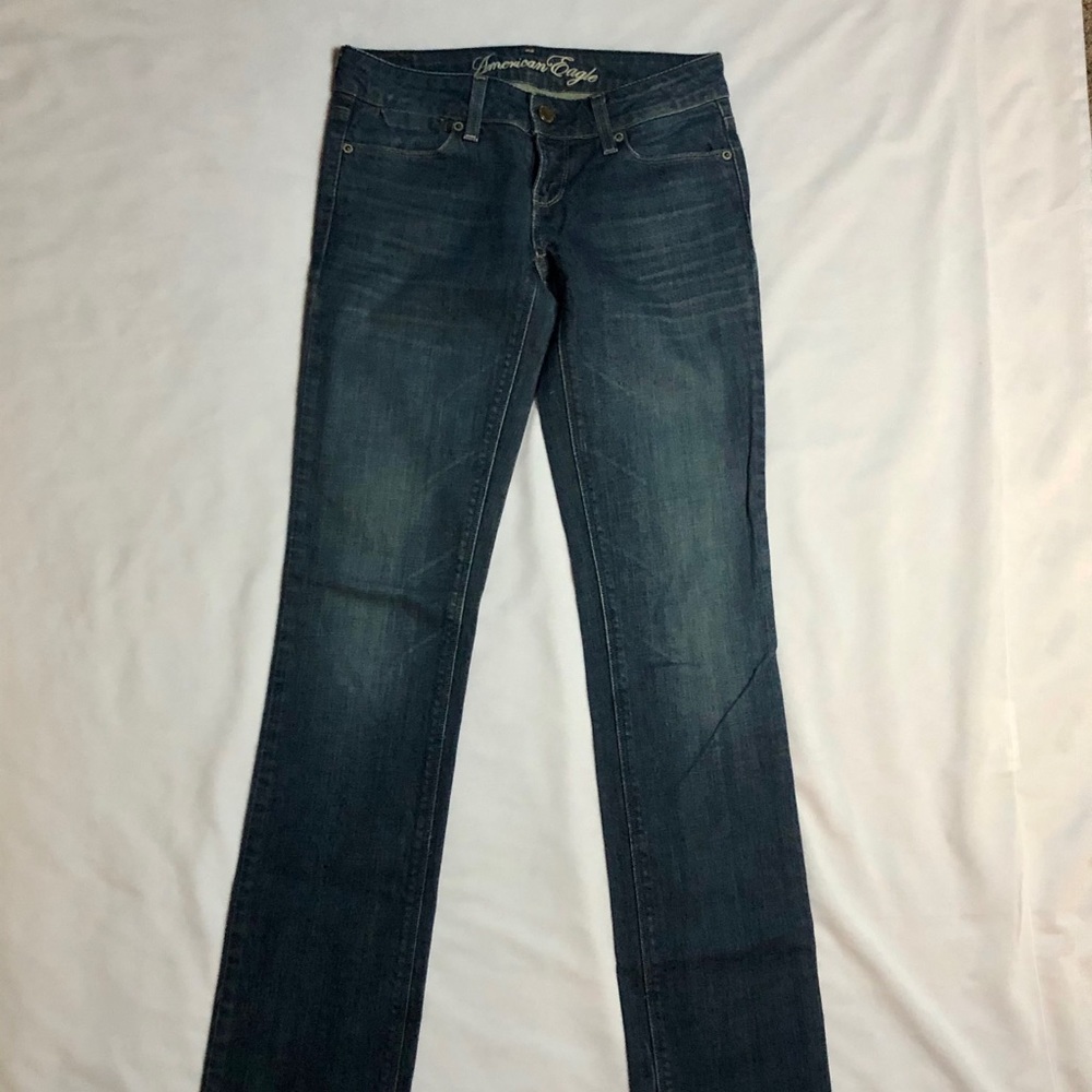 American Eagle Straight Leg Jeans